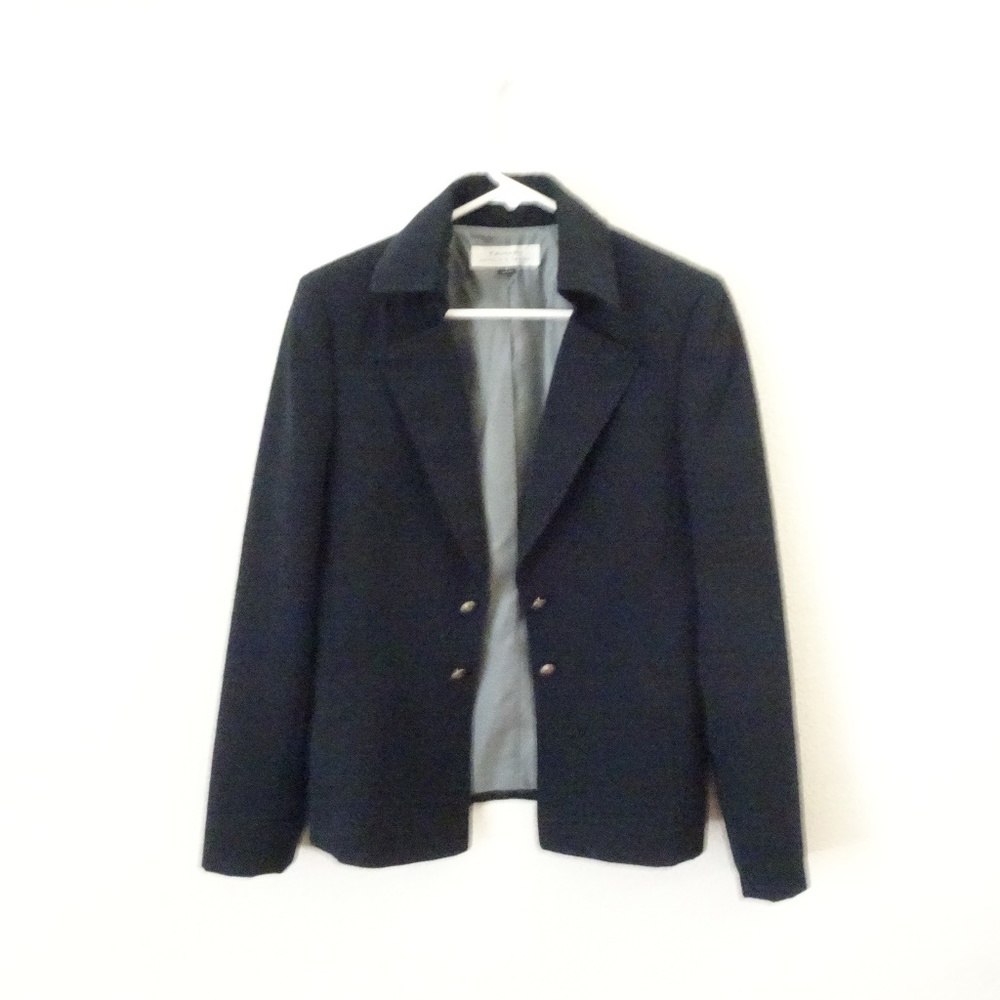 Tahari black blazer